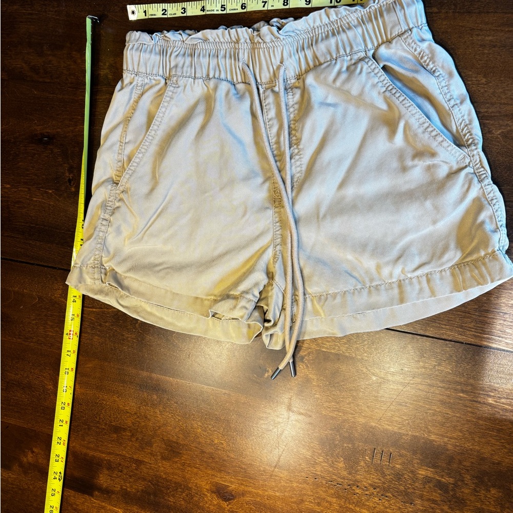LOFT Tan Cargo high waist Shorts Elastic drawstring loose fit XS Pockets